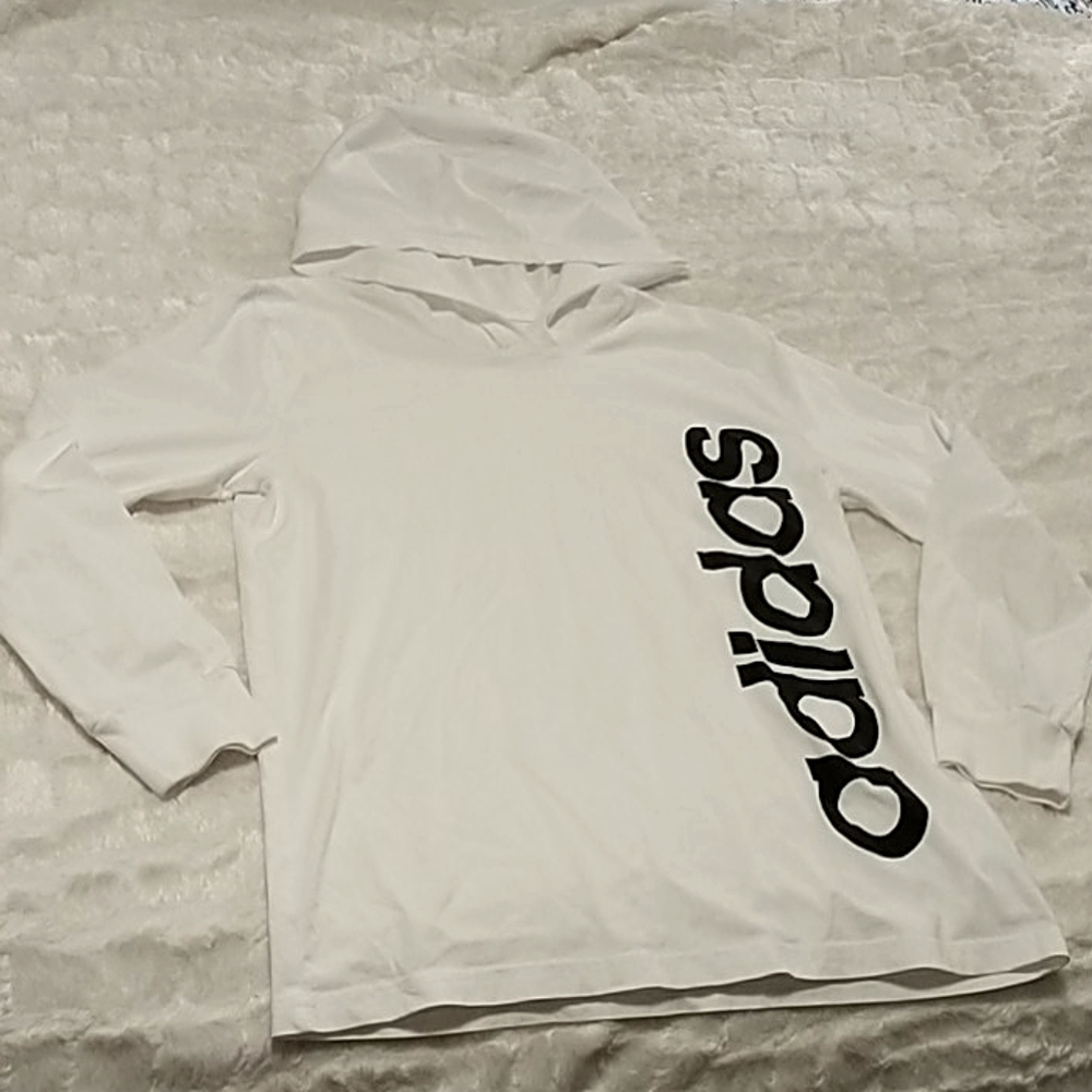 ⚪ADIDAS⚪ NEW⚪ Youth Boys Shirt